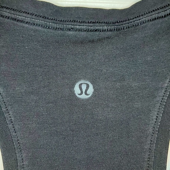 SOLD Lululemon Love Tank Top in Black Size 4 / 6 - Picture 7 of 7